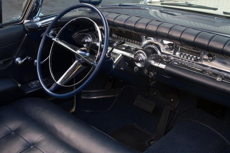 Торпедо Buick Limited Convertible 1958 года  (фото 10 из 57)